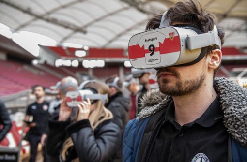 Beim VfB können künftig Führungen mit VR-Brillen erleben. Foto: Lichtgut/Jens Volle