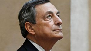 Mario Draghi will seine bisherige Regierung retten