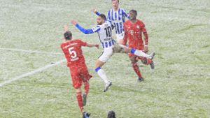 Gute Laune im Schnee – Hertha BSC trainiert bei Minusgraden