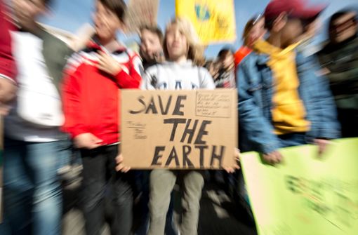 Jugendliche wollen auch an Karfreitag für den Klimaschutz demonstrieren. Foto: Lichtgut/Leif Piechowski