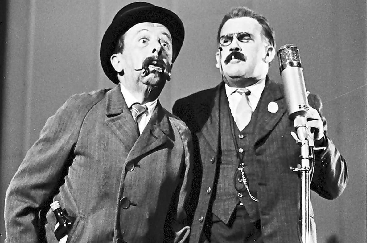 Oscar Heiler und  Willy Reichert (links),  unvergessen  als „Häberle und Pfleiderer“,  haben sich 1929 im Alten Schauspielhaus kennen gelernt. Foto: Landesarchiv