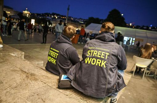 Auch am Schlossplatz sind nachts Streetworker unterwegs. Foto: Lichtgut/Julian Rettig