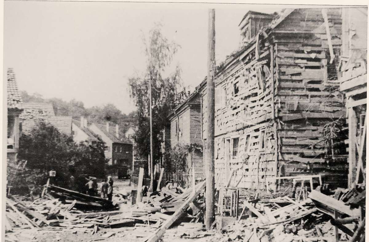 Zerstörte Häuser in der Schlossbergsiedlung in Kaltental Foto: privat/Sören Hildinger