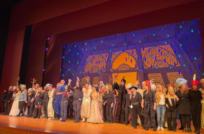 Disney-Show verlässt Stuttgart: Die Fans bereiten „Aladdin“ einen furiosen Abschied