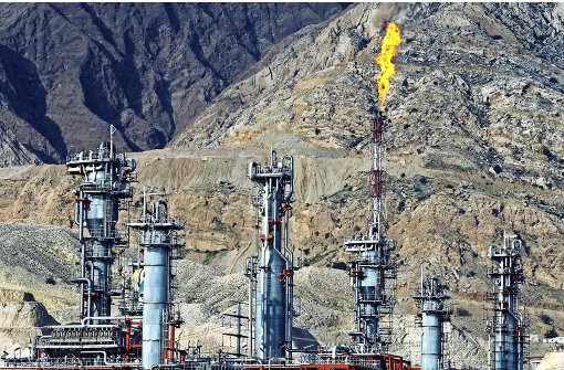 Bisher hängt die  iranische  Wirtschaft an den Energievorkommen.  Für die Entwicklung setzt das Land auf westliche Technologie. Foto: EPA