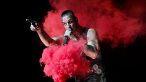 Rammstein-Sänger Lindemann im September in Düsseldorf: Trotz der Anschuldigungen im Sommer 2023 führte er seine Tour  fort. (Archivbild) Foto: IMAGO/Funke Foto Services/IMAGO/Lars Heidrich