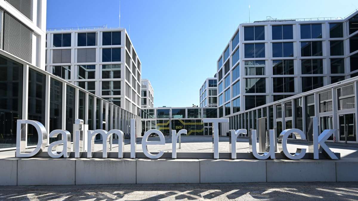 Lkw-Bauer aus Leinfelden-Echterdingen: Daimler Truck steigert Umsatz –  Aufträge weiter schwach