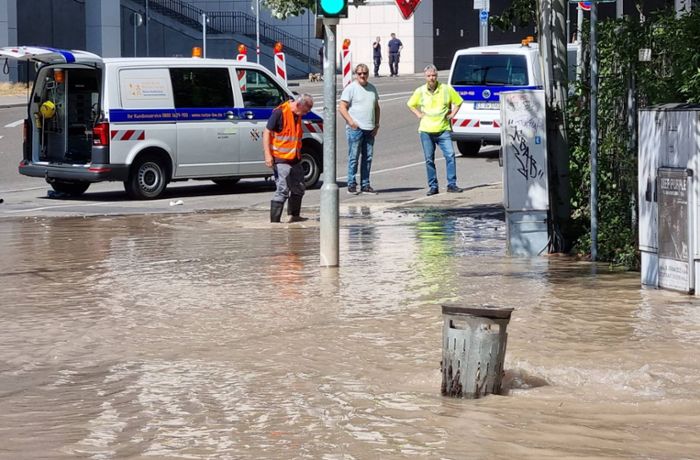 Wasserrohrbrüche in Stuttgart: Ein Wasserrohrbruch kommt selten allein