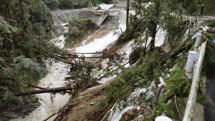 Mehrere Tote und Überschwemmungen nach Taifun