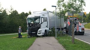 In Herrenberg ist es am Donnerstagabend zu einem schweren Unfall gekommen. Foto: SDMG