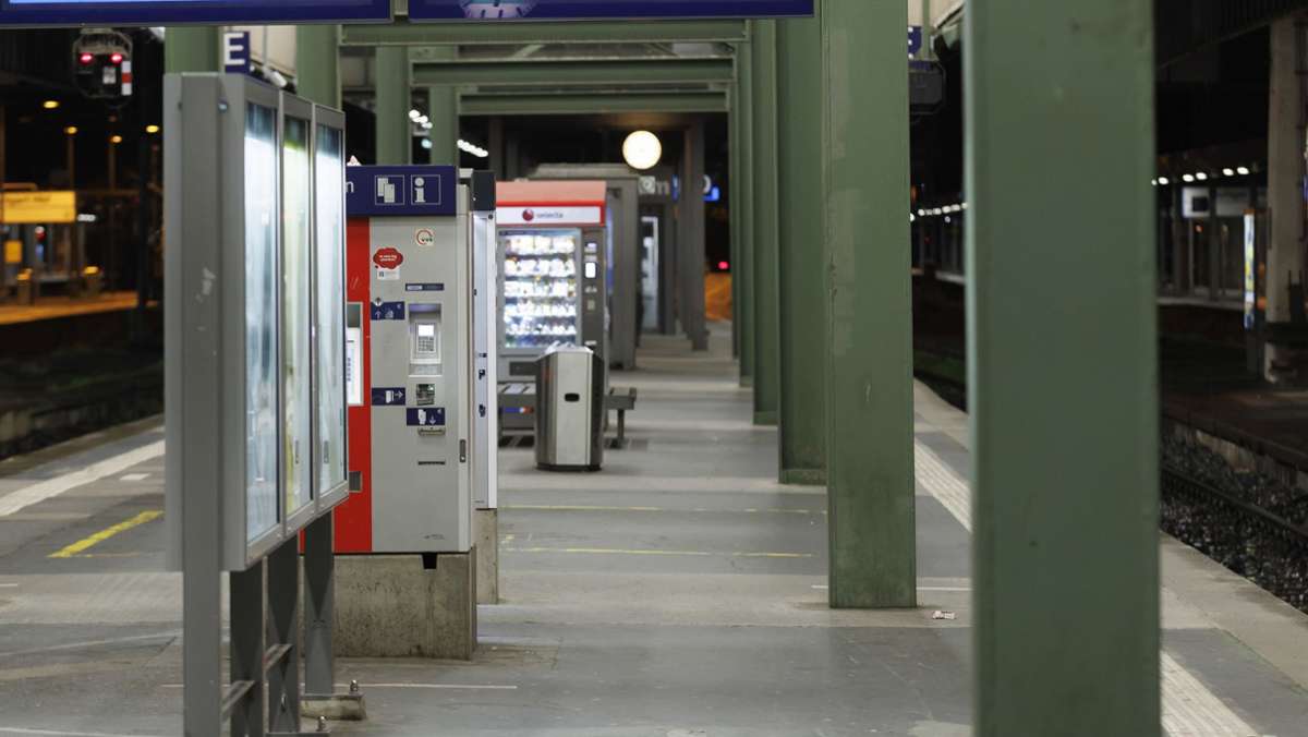 Am Stuttgarter Hauptbahnhof: 22-Jährige wird von Mann sexuell belästigt