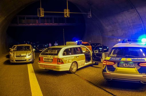 Auf der Autobahn 81 am Engelbergtunnel ging am Mittwochabend nichts mehr. Foto: SDMG