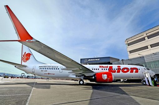 Eine Maschine der indonesischen Fluggesellschaft Lion Air, die sich nach dem Absturz vom 29. Oktober vielen Fragen stellen muss Foto: AP