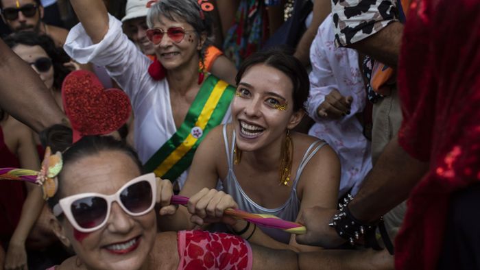 Kann der „Carnaval“ Brasilien heilen?