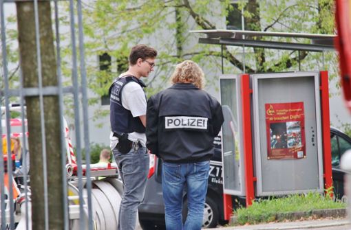 Zu dem Vorfall in Altbach gab es viele Zeugen, die von der Polizei befragt werden konnten (Symbolbild). Foto: 7aktuell//Kevin Lermer