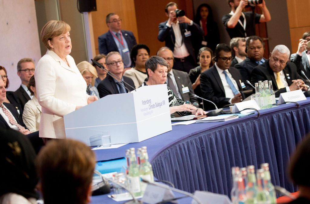 Kanzlerin Angela Merkel (CDU) hat mit Blick auf die USA vor einem Ermüden im weltweiten Kampf gegen den Klimawandel gewarnt.  Foto: dpa