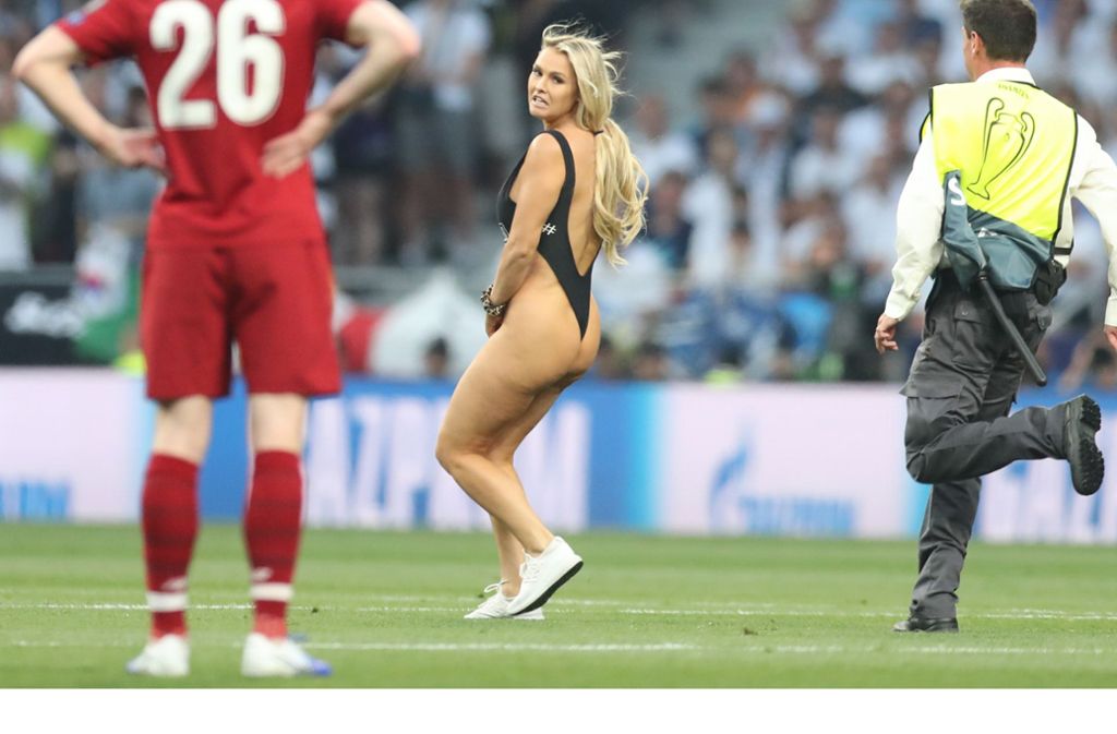 Die 18. Minute des Champions-League-Finales: Eine Flitzerin läuft über das Feld und wird berühmt. Nun wurd das  Instagram-Profil von Kinsey Wolanski gelöscht.