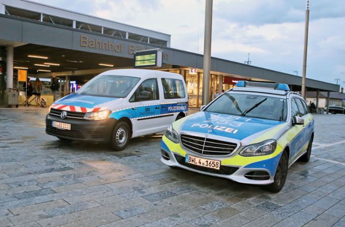 Am Böblinger Bahnhof: Fahrraddieb fährt Polizisten an