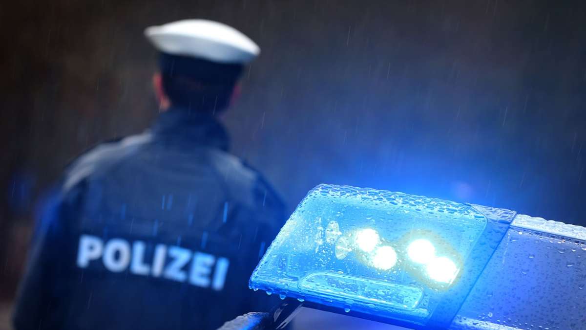 Unfall in Holzgerlingen: LKW und Auto in Unfall verwickelt – wer ist schuld?