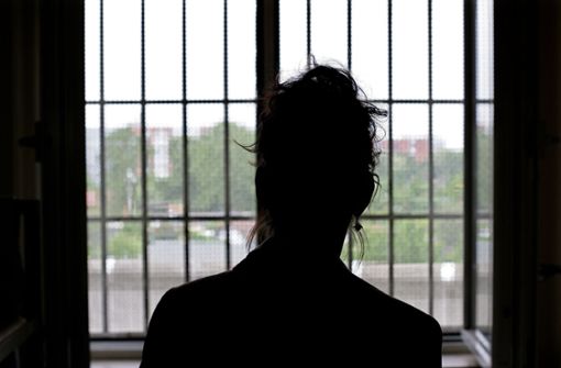 Frauen im Gefängnis bleiben eher die Ausnahme. Foto: ZB/Arno Burgi