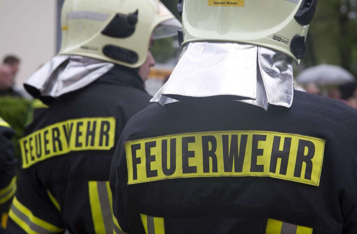 Insgesamt waren beim Fahrzeugbrand 31 Feuerwehrleute im Einsatz. (Symbolbild) Foto: Eibner-Pressefoto/Fleig / Eibner-Pressefoto
