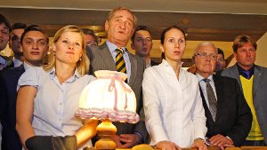 Lange Gesichter im Stuttgarter Kachelofen: FDP-Direktkandidatin Judith Skudelny (zweite von rechts) ist entsetzt über das Abschneiden ihrer Partei. Foto: www.7aktuell.de | Daniel JÃ¼ptner