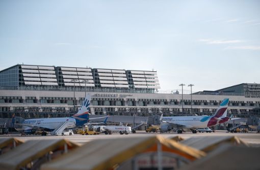 Der Stuttgarter Flughafen soll bis 2050 klimaneutral werden. Foto: dpa/Sebastian Gollnow
