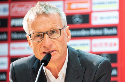 VfB-Sportvorstand Michael Reschke glaubt an den Klassenerhalt. Foto: dpa