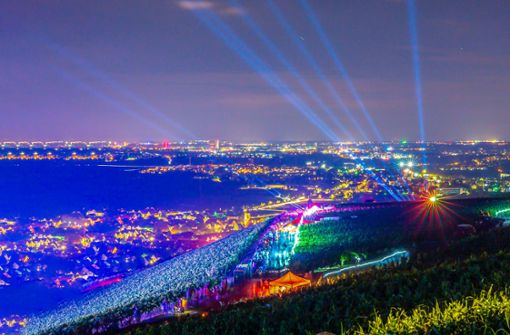 Der „Leuchtende Weinberg“ gehört zu den größten Events seiner Art in der Region. Foto: Stadt Weinstadt