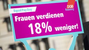 Frauen verdienen im Schnitt vier Euro pro Stunde weniger