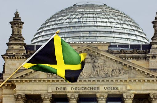 Am Dienstag geht es bei den Jamaika-Sondierungen in Berlin um die Sachfragen. Erstes Thema sind die Finanzen. Foto: dpa