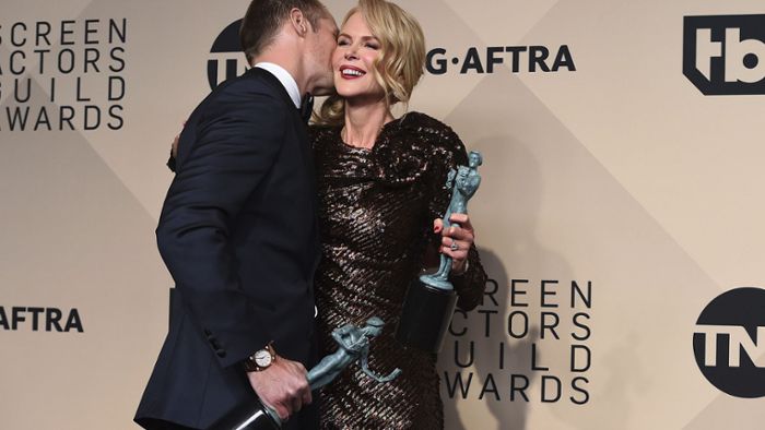 Nicole Kidman und Alexander Skarsgard freuen sich über ihre Preise
