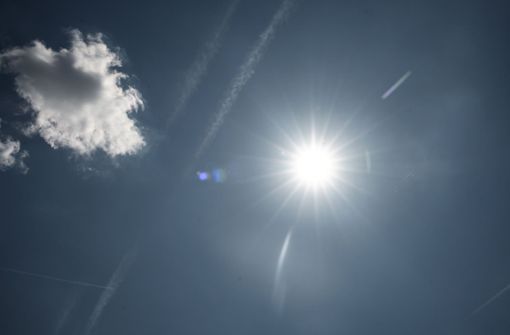 Rund 29 Grad Celsius erwarten Meteorologen am Samstag im Südwesten. (Symbolbild) Foto: dpa/Daniel Vogl