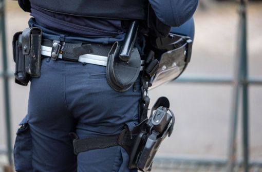 Bei dem Einsatz machten die Polizisten Gebrauch von der Schusswaffe. Foto: imago images/Eibner/Dennis Duddek