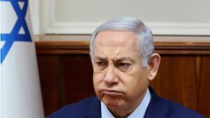 Israels Regierungschef  soll wegen Korruption vor Gericht