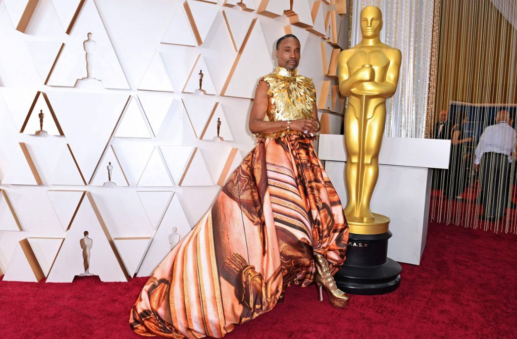 Billy Porter liebt extravagante Looks. Zu den Oscars erschien er in einer ausgefallenen Robe. Foto: AFP/VALERIE MACON