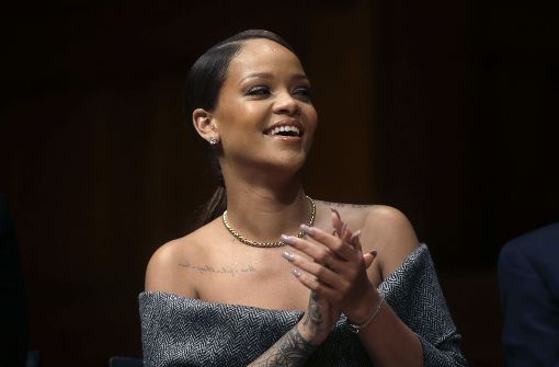 R&B-Star Rihanna (29) sorgt mit Instagram-Posts für Aufsehen. Foto: AP