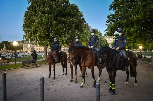 Die Stuttgarter Polizei hatte in den vergangenen Monaten die nächtliche Ausgangssperre kontrolliert. Foto: Lichtgut/Ferdinando Iannone