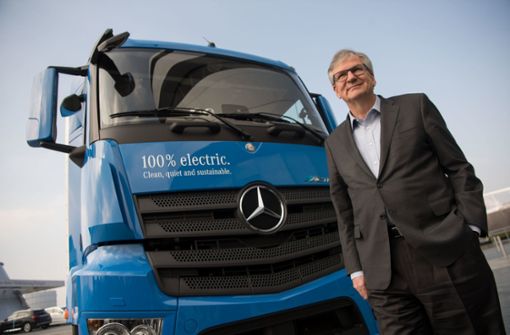 Daimlers Nutzfahrzeug-Vorstand Martin Daum sagt sieht Grenzen für den Einsatz von Elektro-Lastwagen. Foto: dpa
