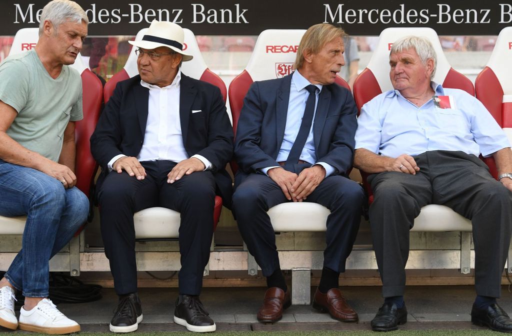 Vier Trainer, die beim VfB Stuttgart sichtbare Spuren hinterlassen haben: Armin Veh, Felix Magath, Christoph Daum und Jürgen Sundermann (v. li.)