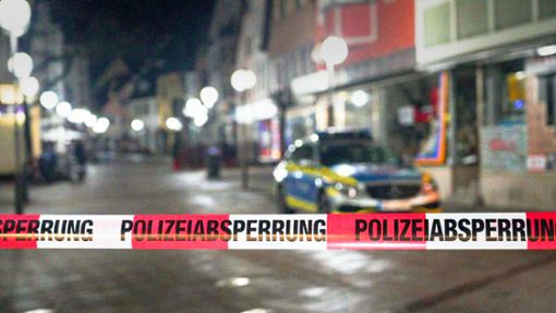 Hinter mehreren Schussabgaben – im Bild der Tatort in Plochingen – stecken laut der Polizei zwei rivalisierende Gruppierungen. Foto: 7aktuell/Enrique Kaczor