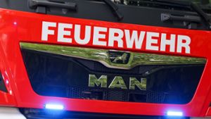 Flammen in Stuttgart-Süd: Brand in Notunterkunft