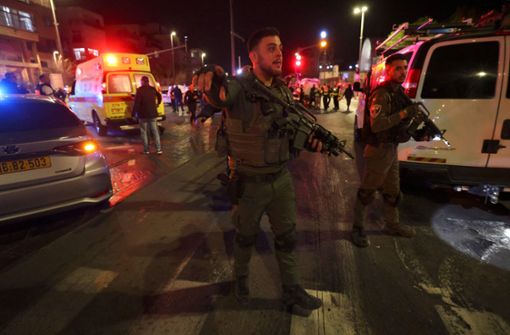 In Ost-Jerusalem sind mehrere Menschen durch Schüsse getötet worden. Foto: AFP/AHMAD GHARABLI