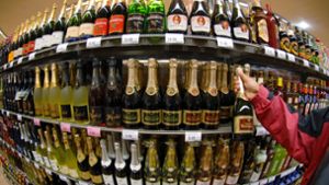 Tankstellen, Kiosken und Supermärkten im Südwesten ist es seit 2010 verboten, nachts Alkohol zu verkaufen. Foto: dpa