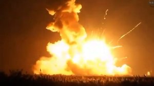 Eine Rakete mit dem unbemannten privaten Versorgungsfrachter „Cygnus“ ist beim Start zur Internationalen Raumstation ISS explodiert.  Foto: dpa