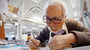 In seinem Studio Ghibli arbeitet der Trickfilmer Hayao Miyazaki wie einst: auf Papier, nicht am Computer. Foto: imago/Everett Collection