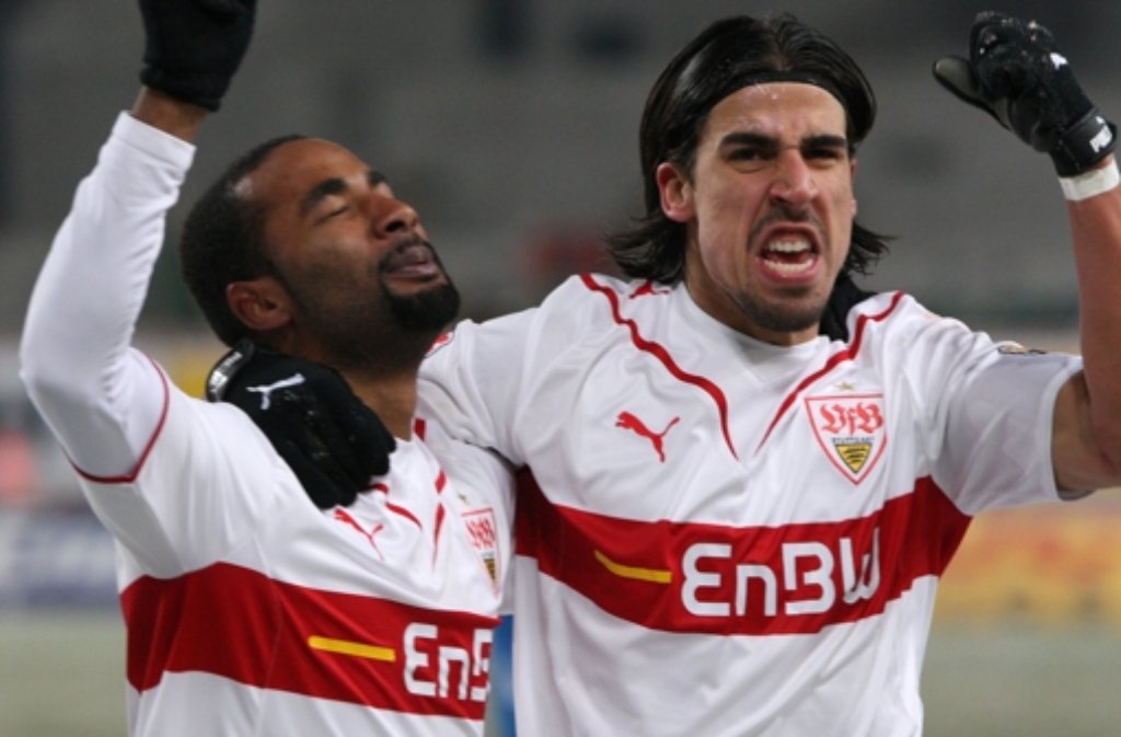 Cacau und Sami Khedira 2009 noch beide im Trikot des VfB Stuttgart. Zwei Jahre zuvor waren sie gemeinsam mit dem VfB Meister geworden. Foto: dpa