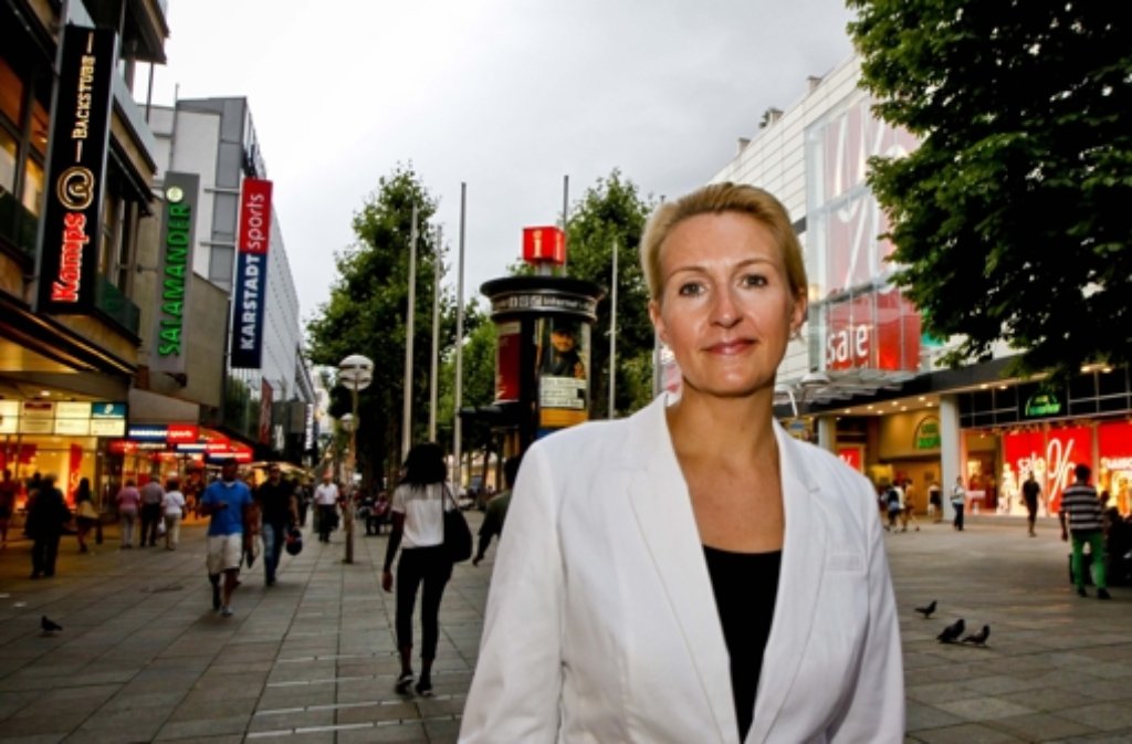 Das Motto der neuen City-Managerin Bettina Fuchs lautet: Die Stuttgarter Innenstadt braucht mehr Erlebnis-, keine Einkaufswelten. Foto: Peter Petsch