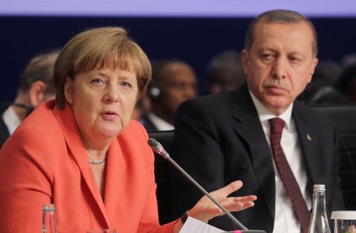 Bundeskanzlerin Angela Merkel hat den türkischen Staatschef Recep Tayyip Erdogan zur Einhaltung rechtsstaatlicher Standards gemahnt (Archivbild). Foto: dpa