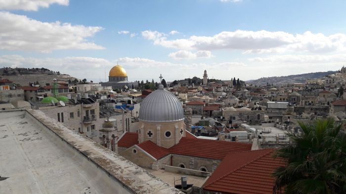 Säbelschwingend Feldzüge nach Jerusalem angekündigt